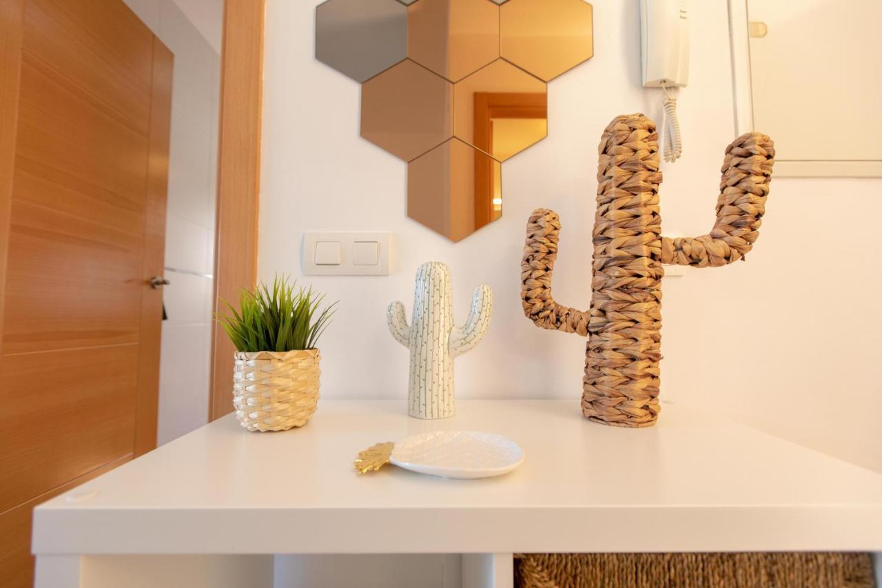 Holidays By The Sea Apartments Málaga Eksteriør bilde